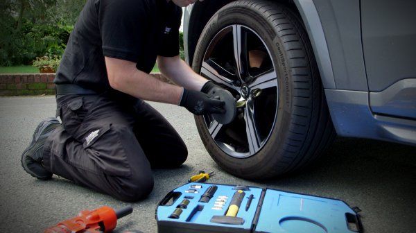 How to Choose the Right Mobile Tyre Fitting Service in Reading